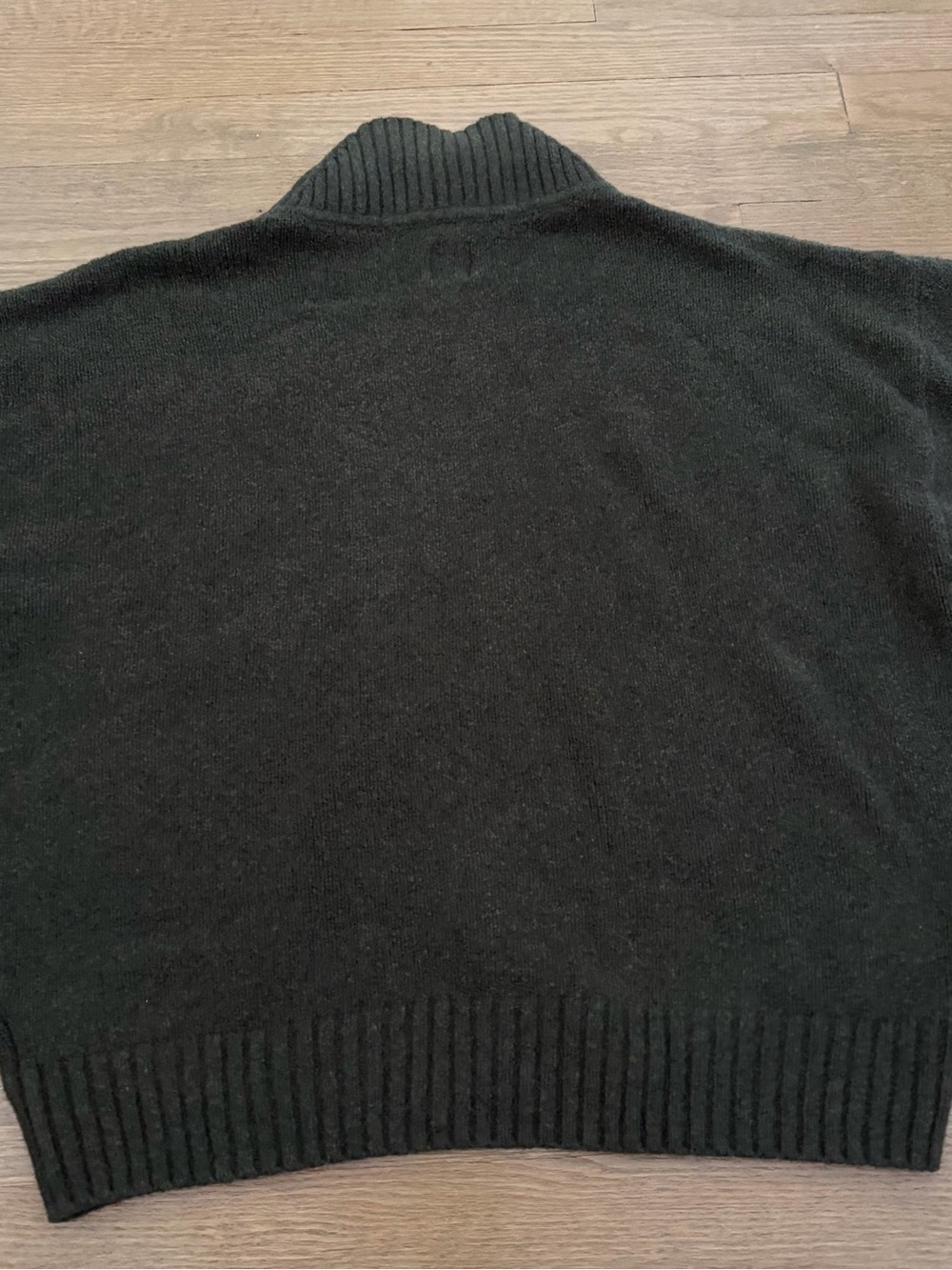 Gap Olive Green CashSoft Mockneck Sweater size medium - Picture 5 of 7